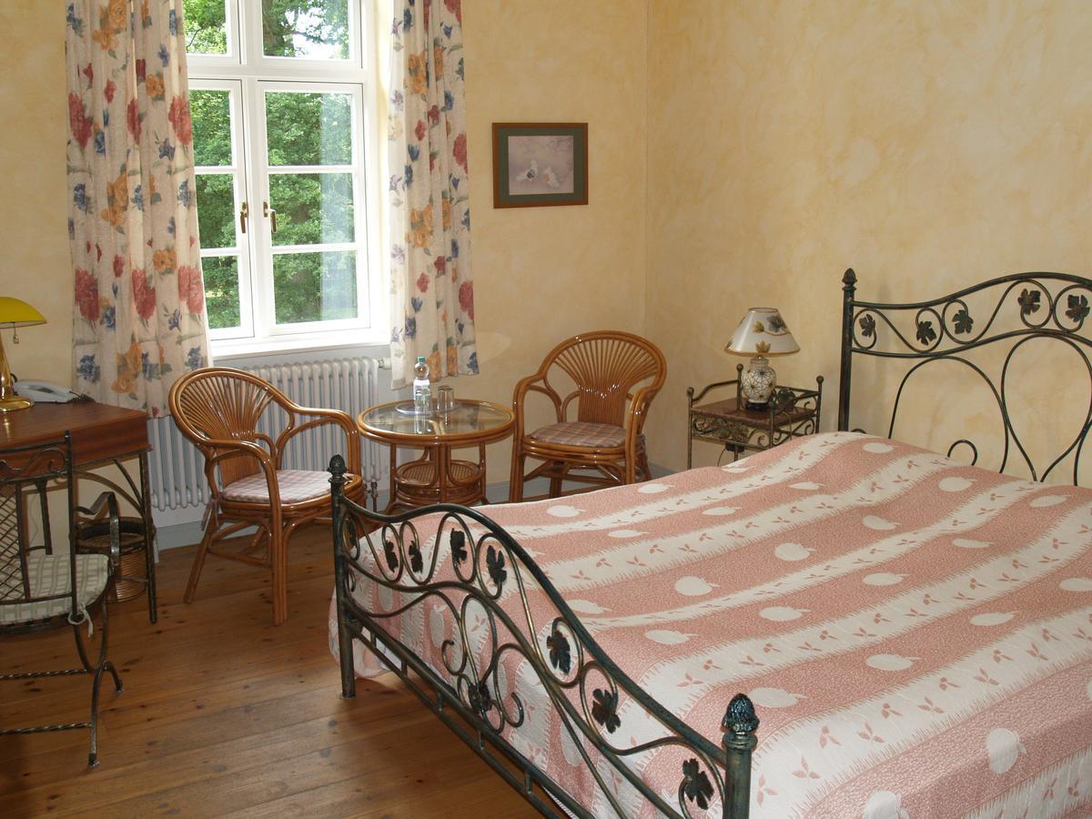 Landhaus Schloss Koelzow Kolzow Εξωτερικό φωτογραφία